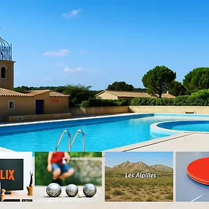 Le Jardin Des Alpilles Hébergement de vacances Eyguières